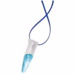 Sættet: DNA halskæde viser en blå væske i et mikrocentrifugerør af plast på en blå ledning mod en hvid baggrund.