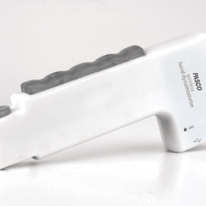 Et Pasco trådløs hånddynamometer med gråt greb og knap er placeret på en hvid overflade.